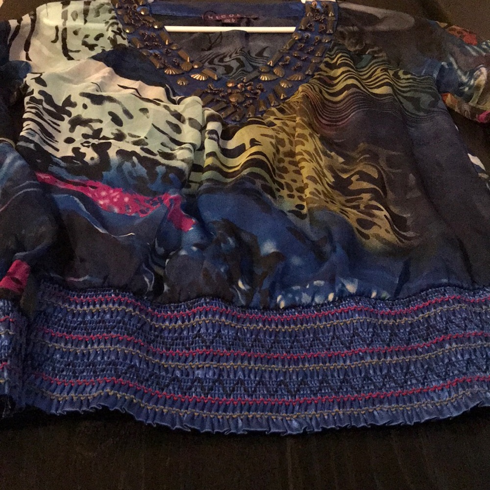 Sheer top - Picture 3 of 4